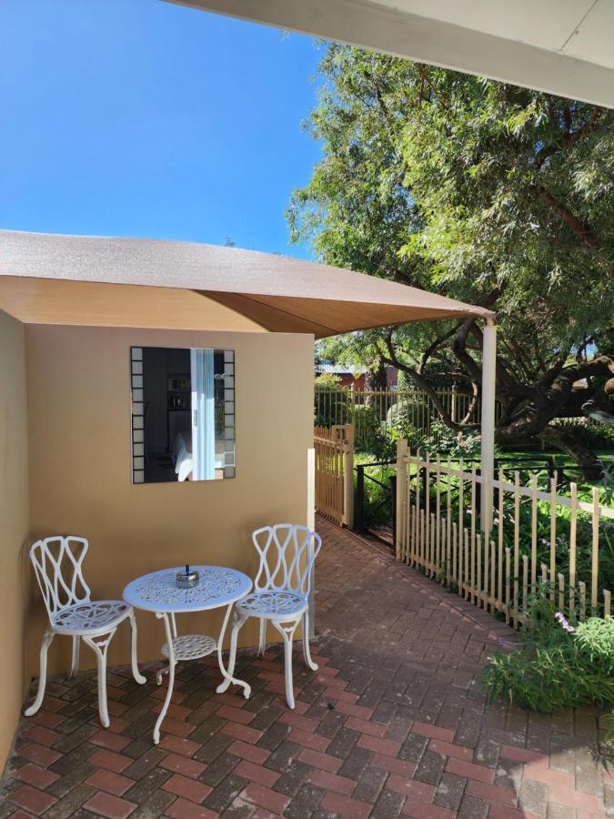 Апартаменты Schnehage Self Catering Блумфонтейн Экстерьер фото